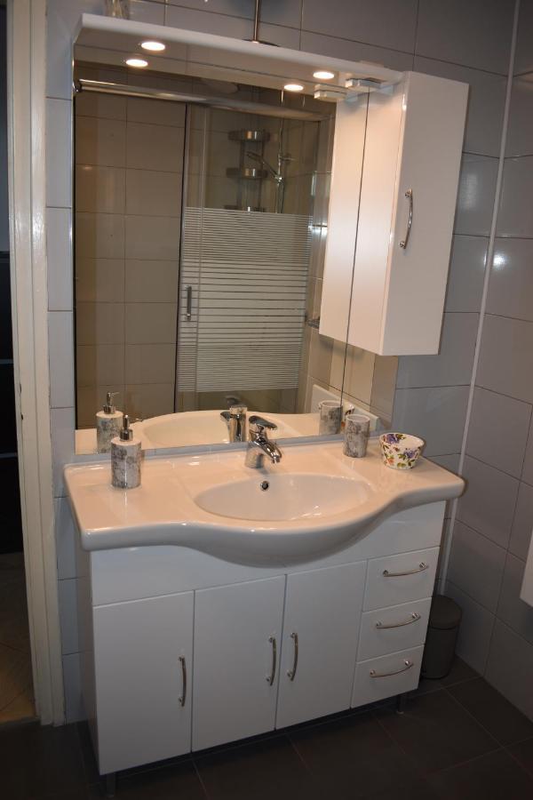 Apartment Leone Умаг Екстериор снимка